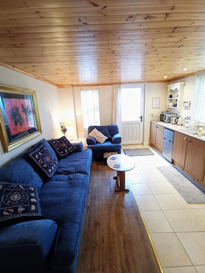 The Nook @ Rowan Tree Cottage バリマネー エクステリア 写真